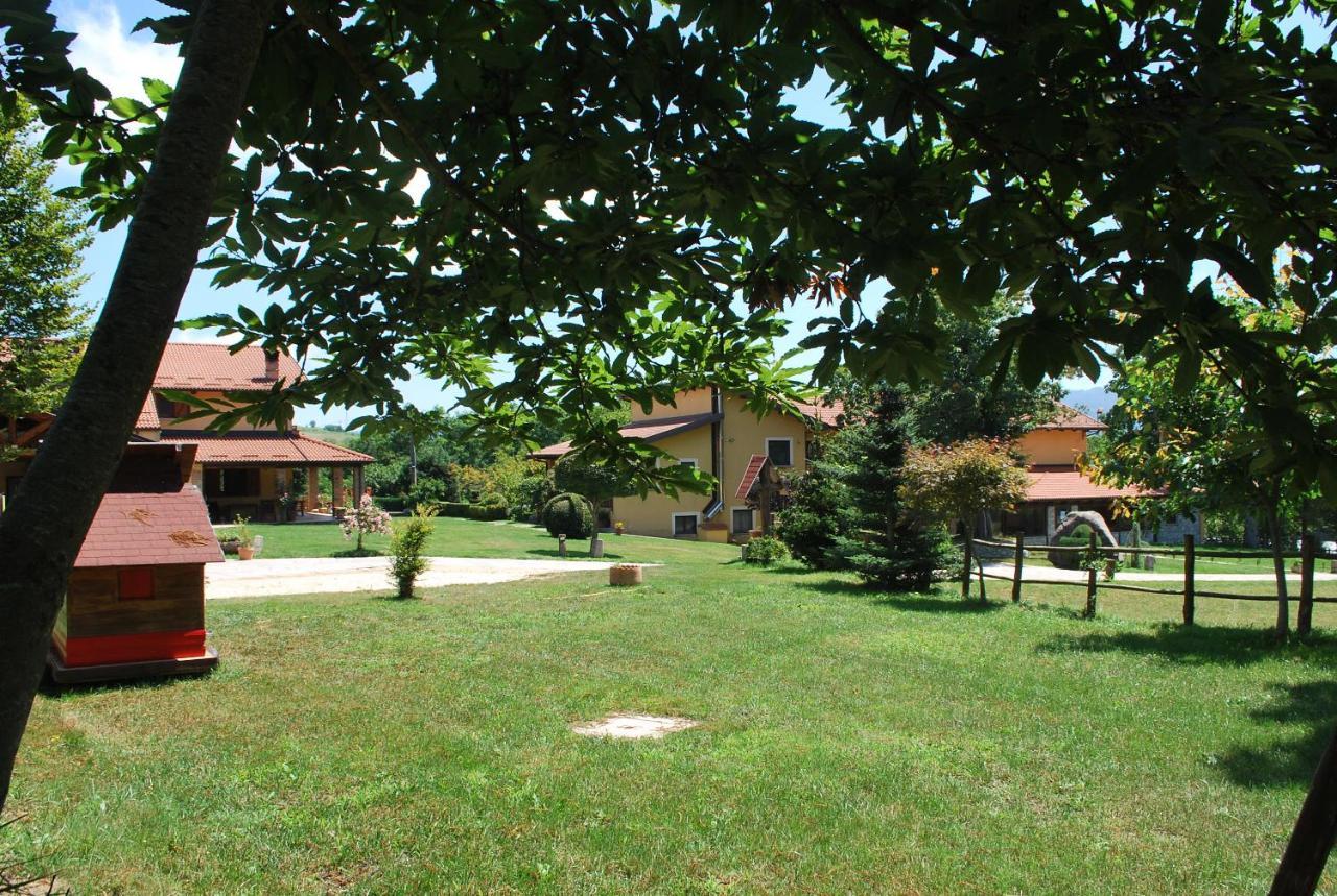 Agriturismo Roseto Villa Serra San Bruno Exteriör bild